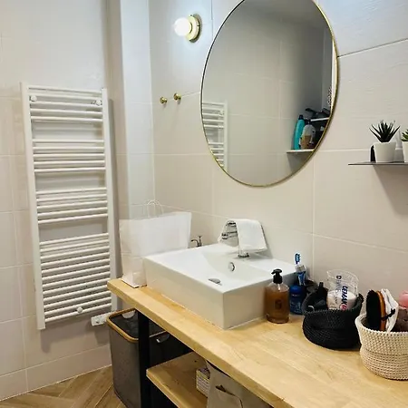 102 - Cheminee De La Bastide *