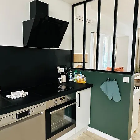 102 - Cheminee De La Bastide *